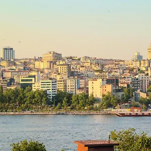 Golden Horn Park Stambuł